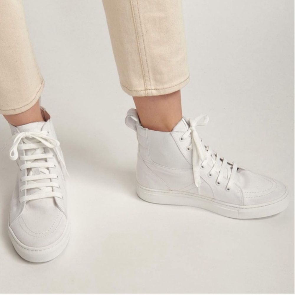 NEW Thakoon High Top Pull On Sneakers White Sz 39